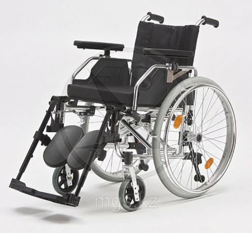 Кресло инвалидное FS250